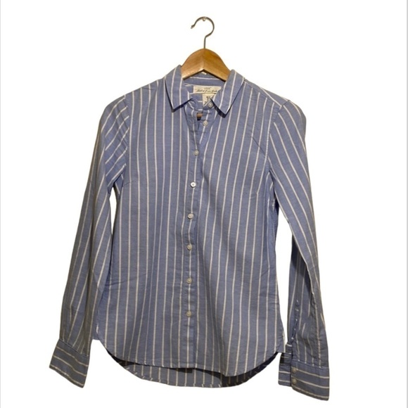 H&M blue and white striped button down shirt . Size 2 - Picture 1 of 9